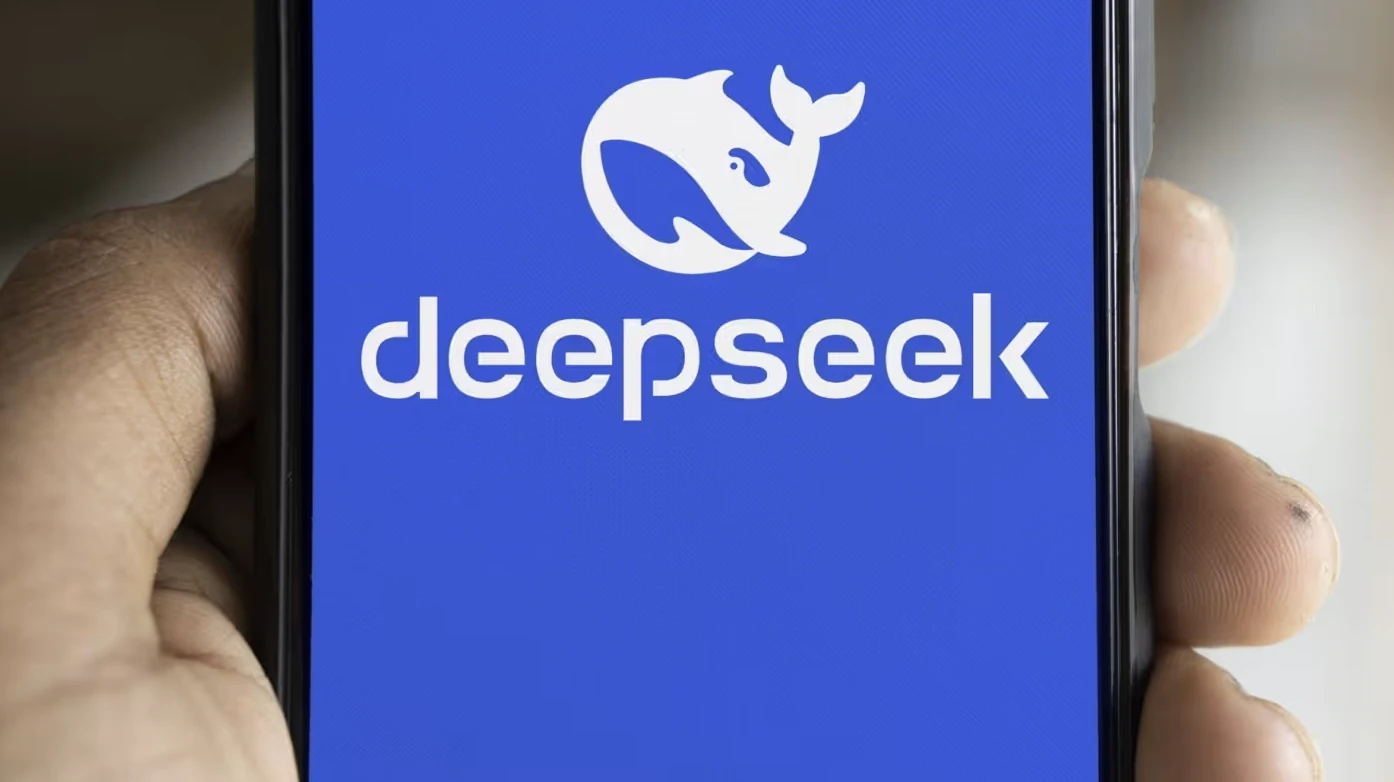 Deepseek爆火相关AI概念币有哪些？现在是该抄底还是撤退？